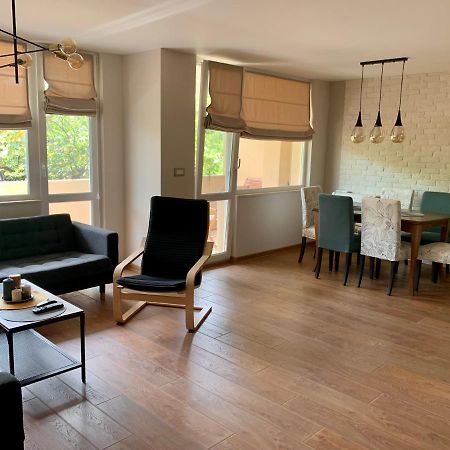 Magnolia apartment Varna Esterno foto